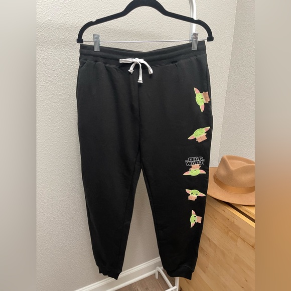NWT Star Wars Baby Yoda Sweat Pants - Picture 3 of 7